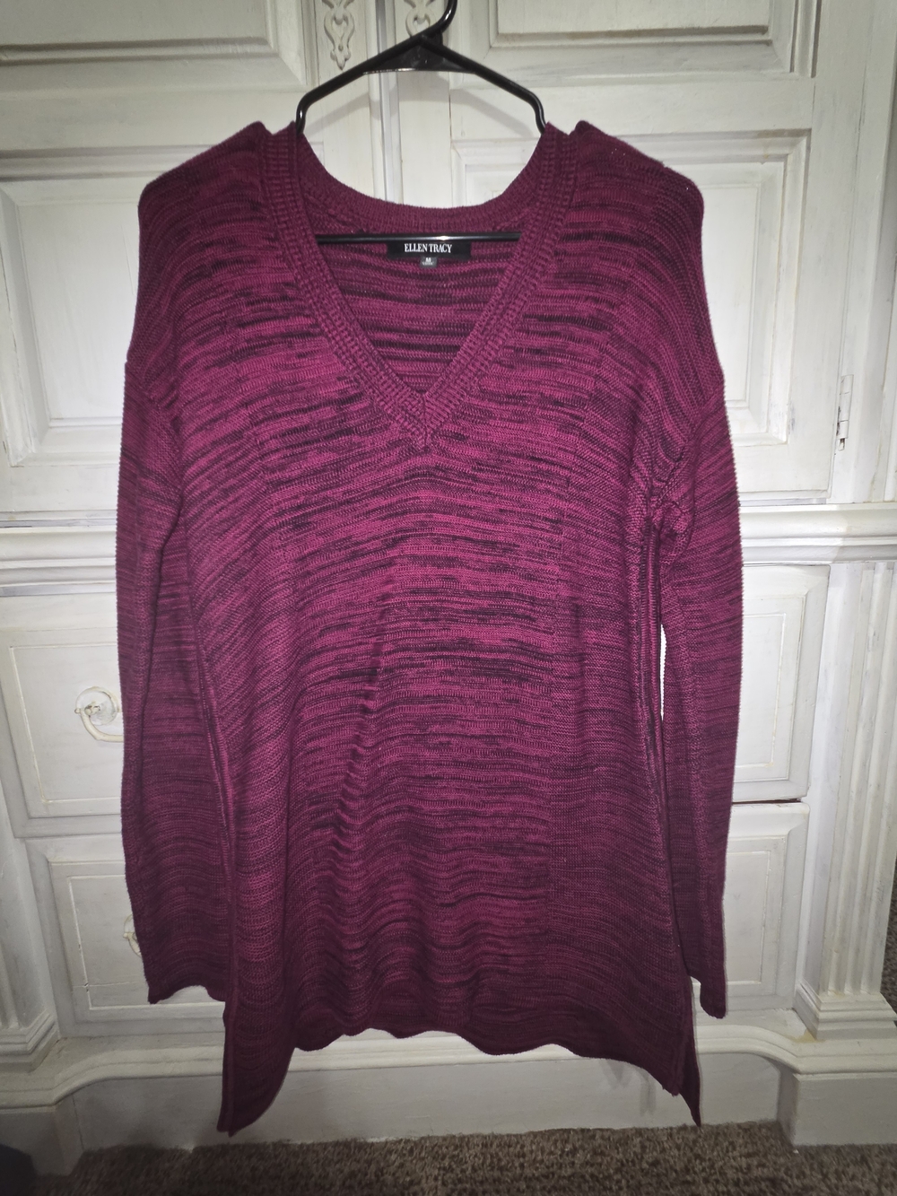 Ellen Tracy Marled V-Neck Sweater in Plum
